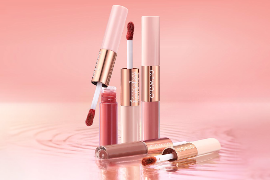 Matte Lipstick & Waterproof Lip Coat 2-in-1